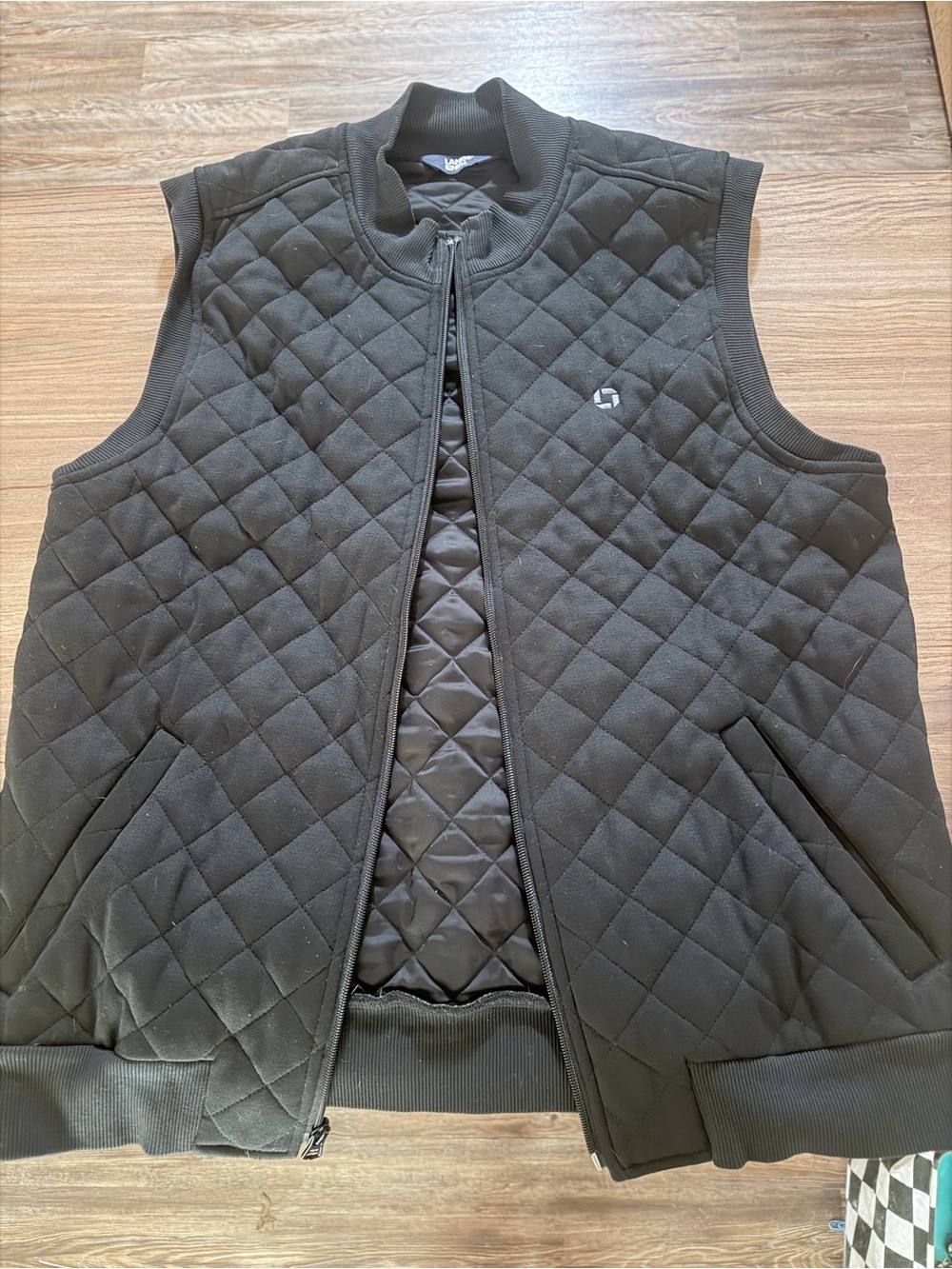 Chase bank Unisex Black Quilted Sleeveless Vest
